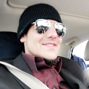 Meet your Posher, Stephen